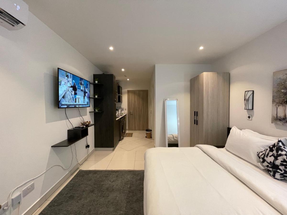 The Lennox Luxury Suites & Apartments Accra Esterno foto