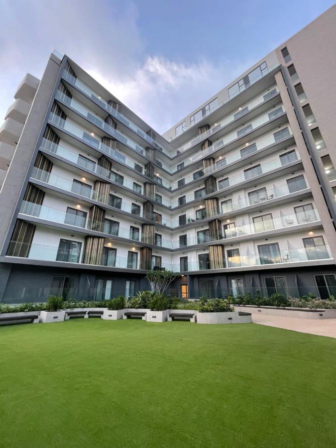 The Lennox Luxury Suites & Apartments Accra Esterno foto