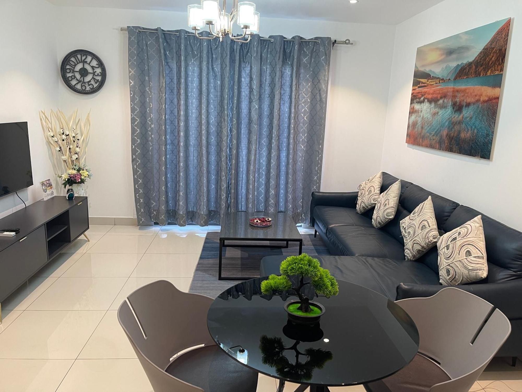 The Lennox Luxury Suites & Apartments Accra Esterno foto